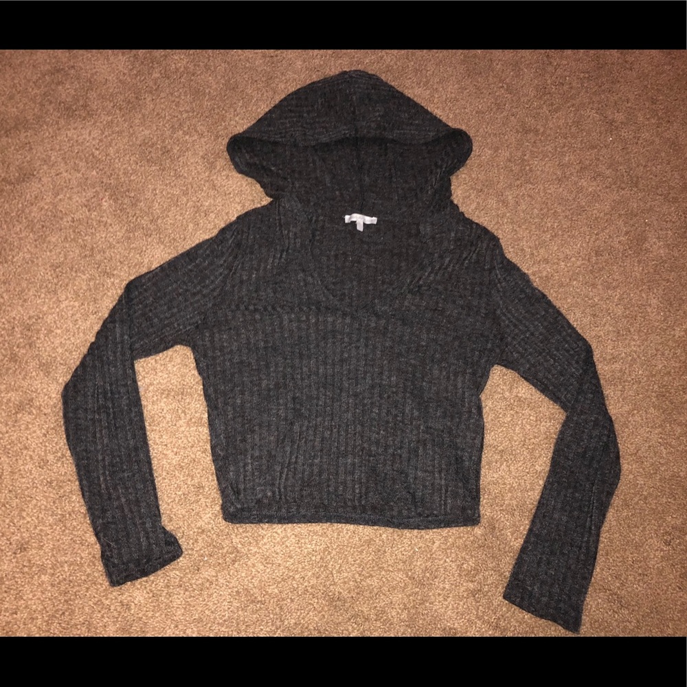 Cropped sweater hoodie